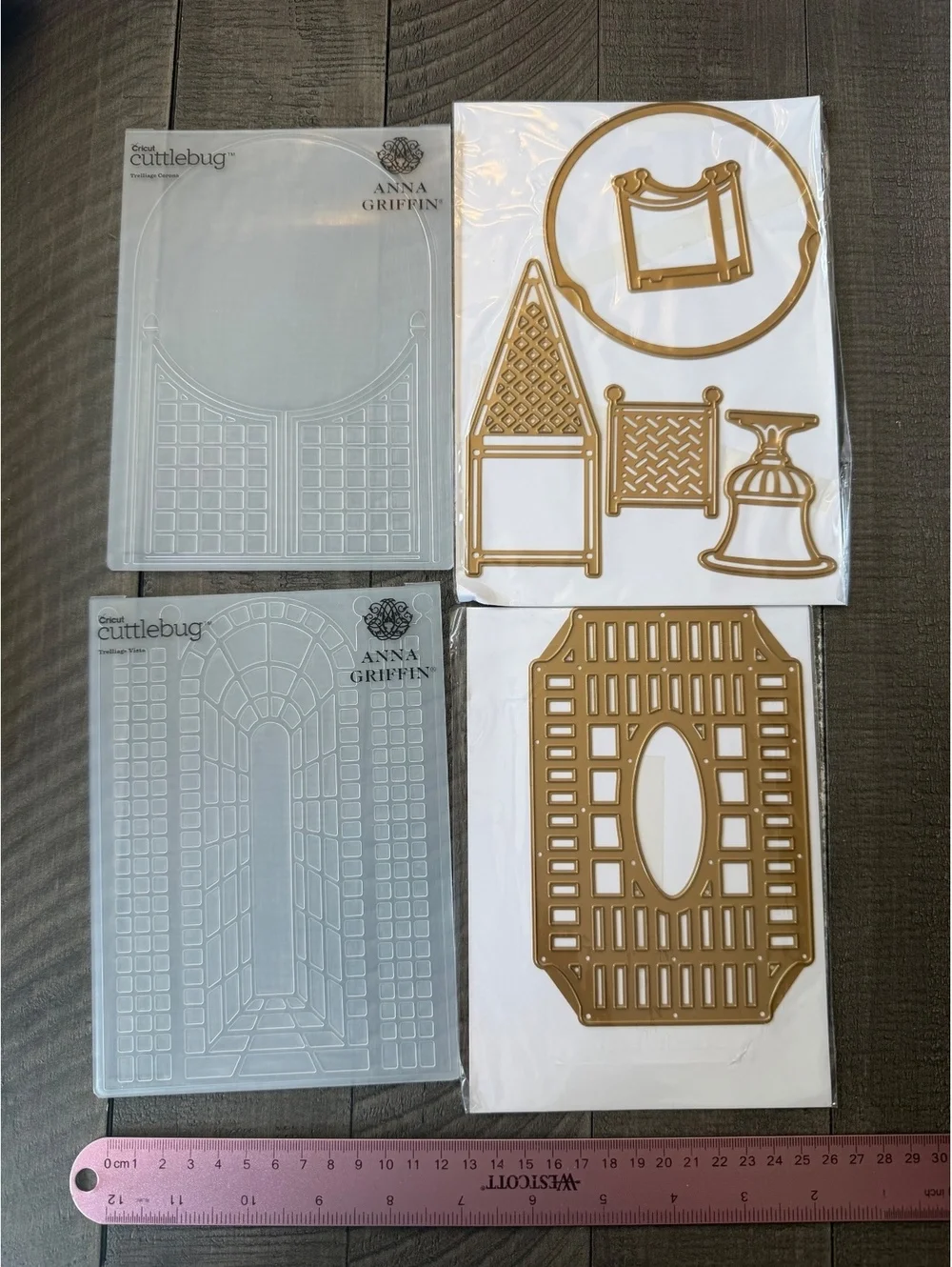 Anna Griffin Trelliage Cut & Emboss Dies die cut set with embossing folders